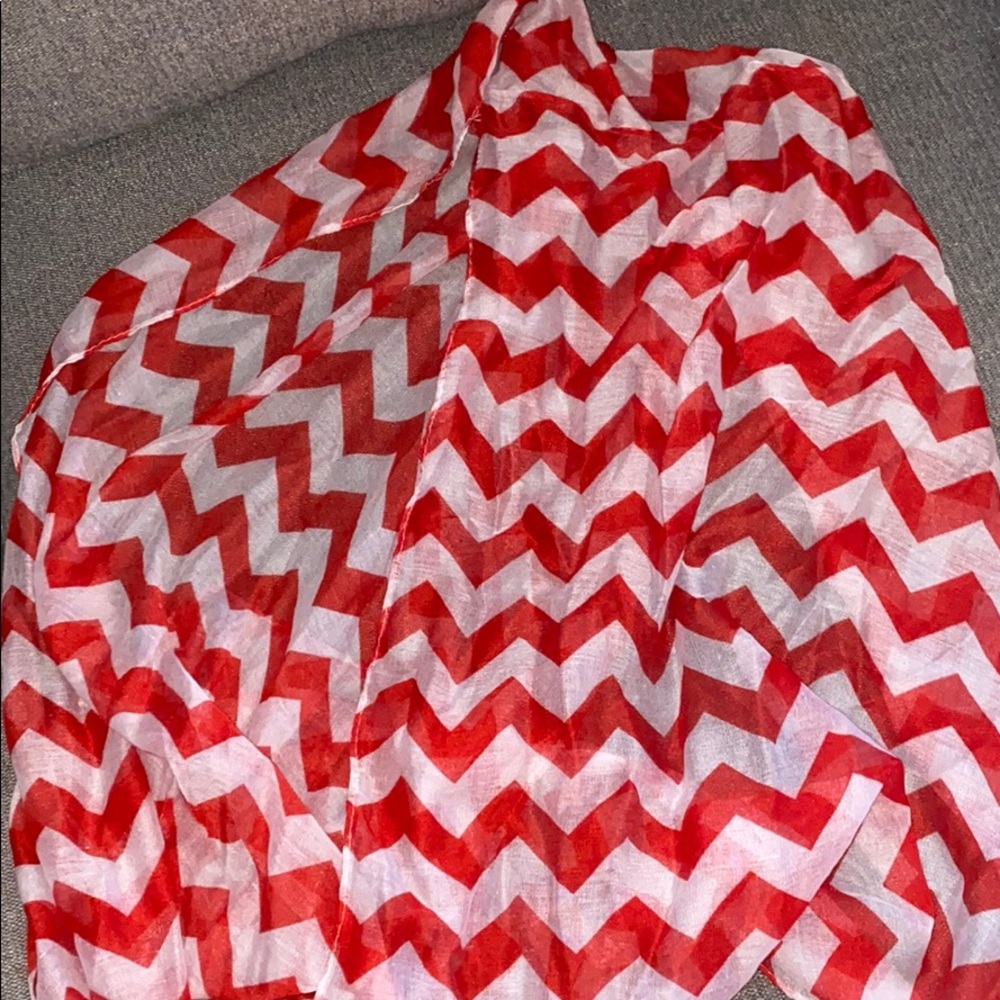 Red/White Infinity Scarf
